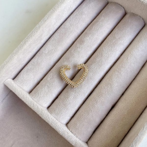 Cuero Gold Earcuff